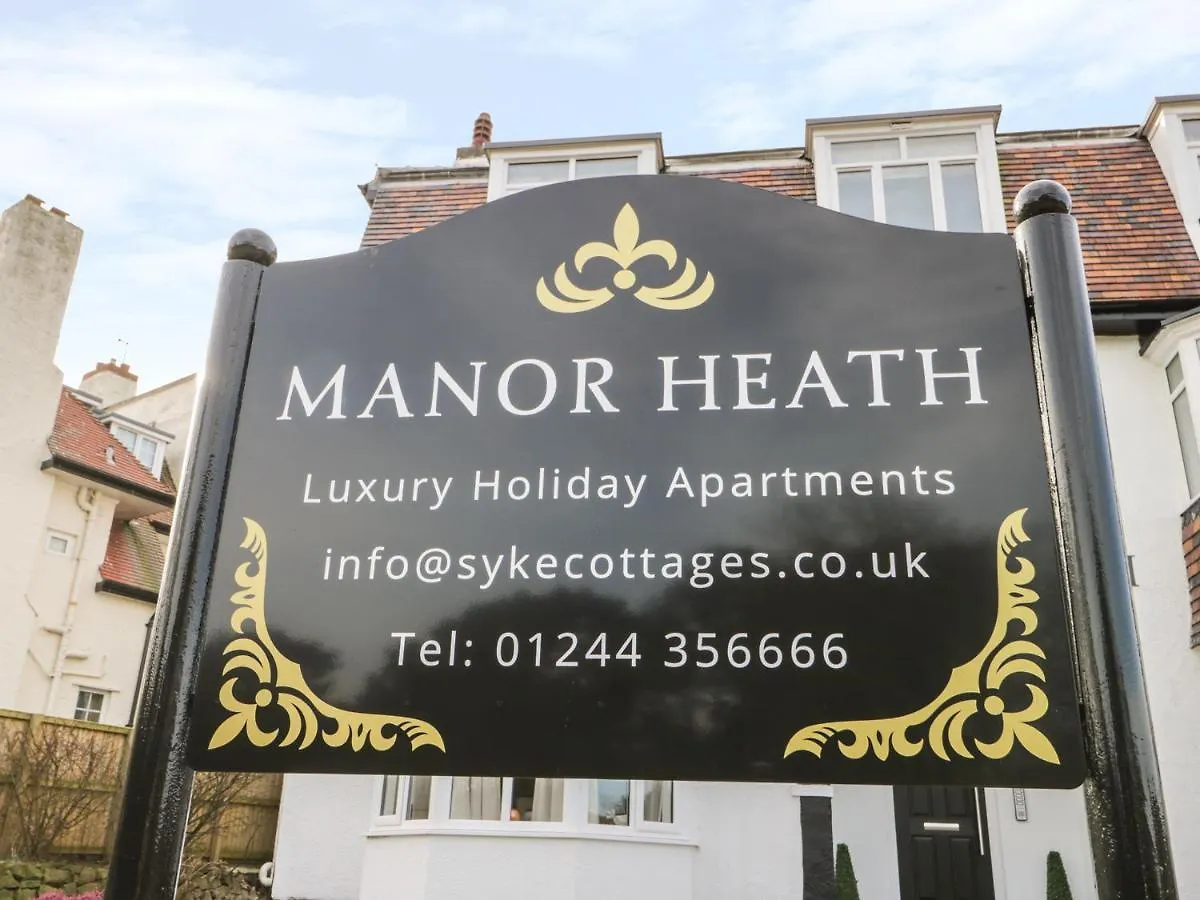 סקארבורו Manor Heath Apartment 1